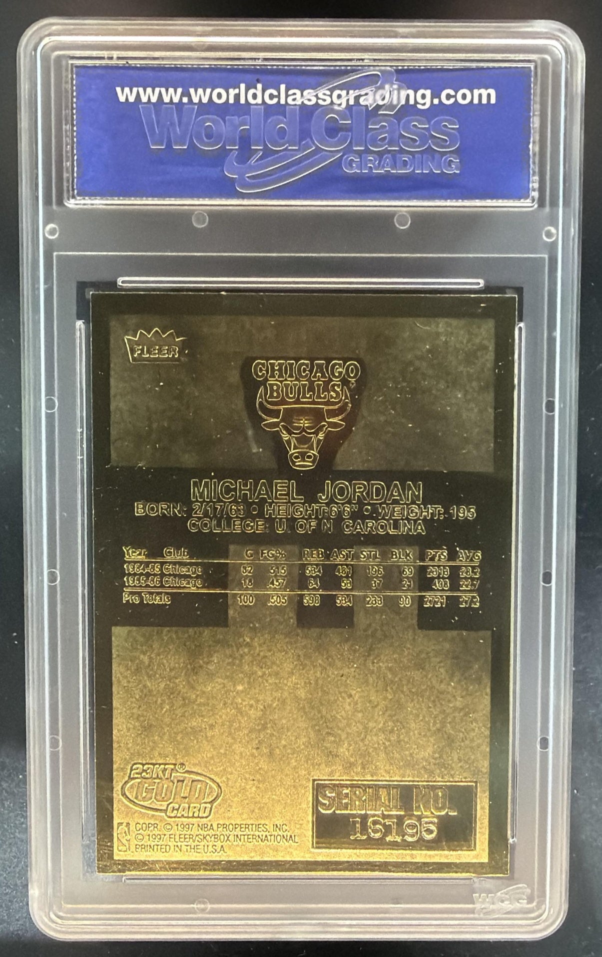 1997 Fleer 23KT Gold Michael Jordan Red Holographic Foil Facsimile Auto /10000 — back