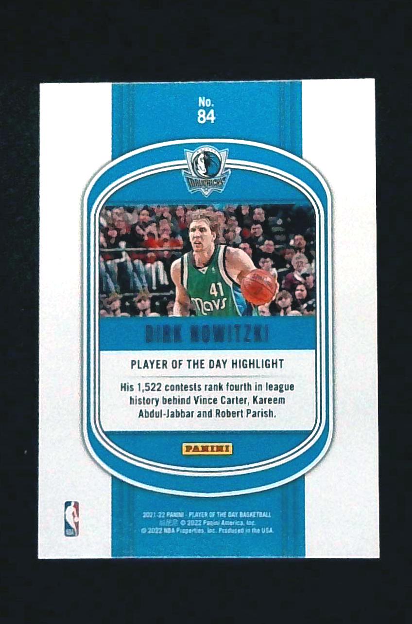 2021-22 Panini Player of the Day - Chracked Ice #84 Dirk Nowitzki /25
