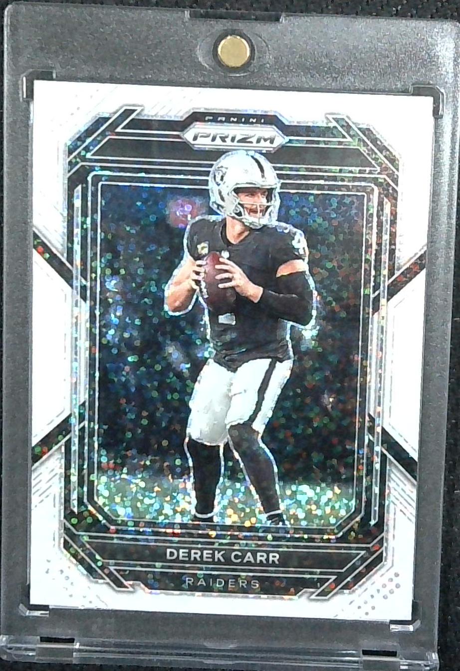 2022 Panini Prizm Derek Carr White Sparkle Prizm