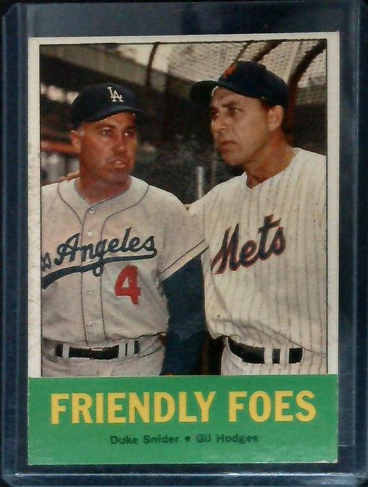 1963 Topps Duke Snider Gil Hodges Friendly Foes #68 HOF Dodgers Mets