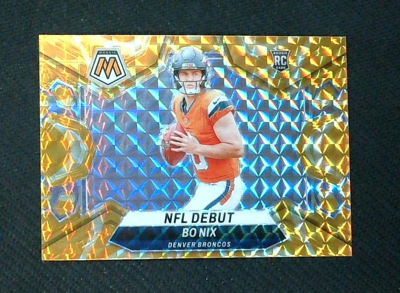 2024 Panini Mosaic - NFL Debut Reactive Yellow Mosaic Prizm #271 Bo Nix (RC)