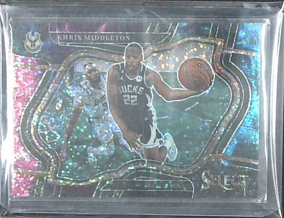 2022-23 Panini Select Khris Middleton Cosmic Courtside