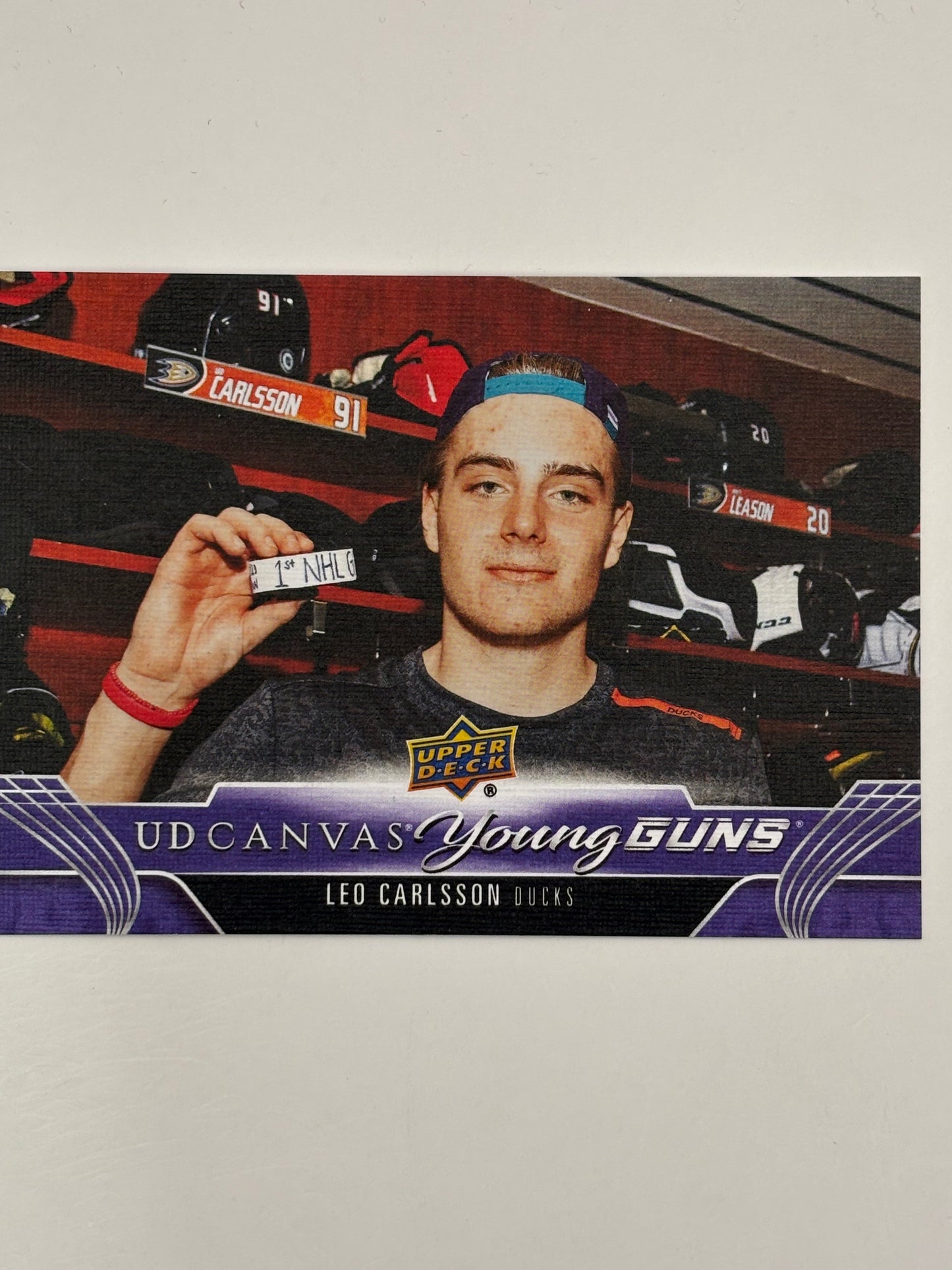 2023/24 Upper Deck Canvas Young Guns Leo Carlsson