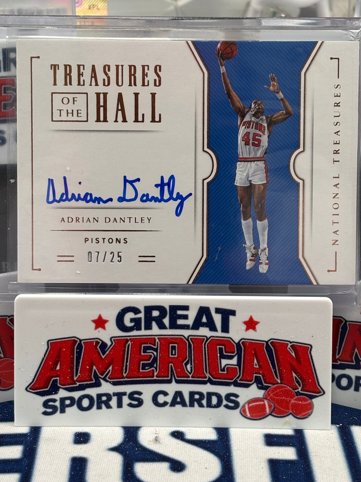 2018-19 National Treasures Adrian Dantley Treasures of the Hall Auto /25