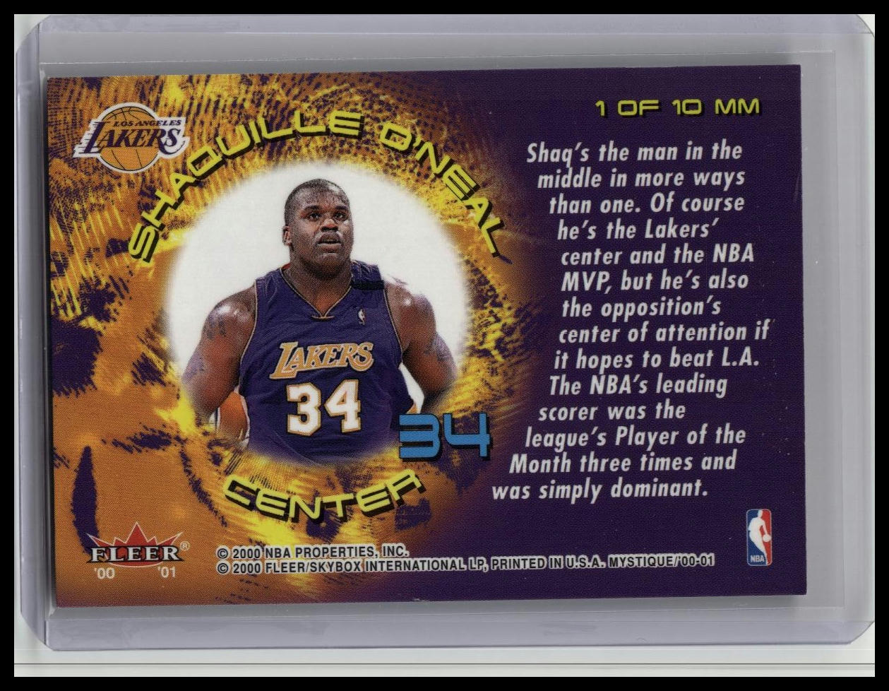 2000-01 Fleer Mystique - Middle Men Shaquille O'Neal #1