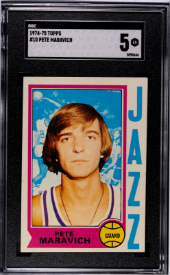 1974-75 Topps PETE MARAVICH Utah Jazz #10 SGC 5