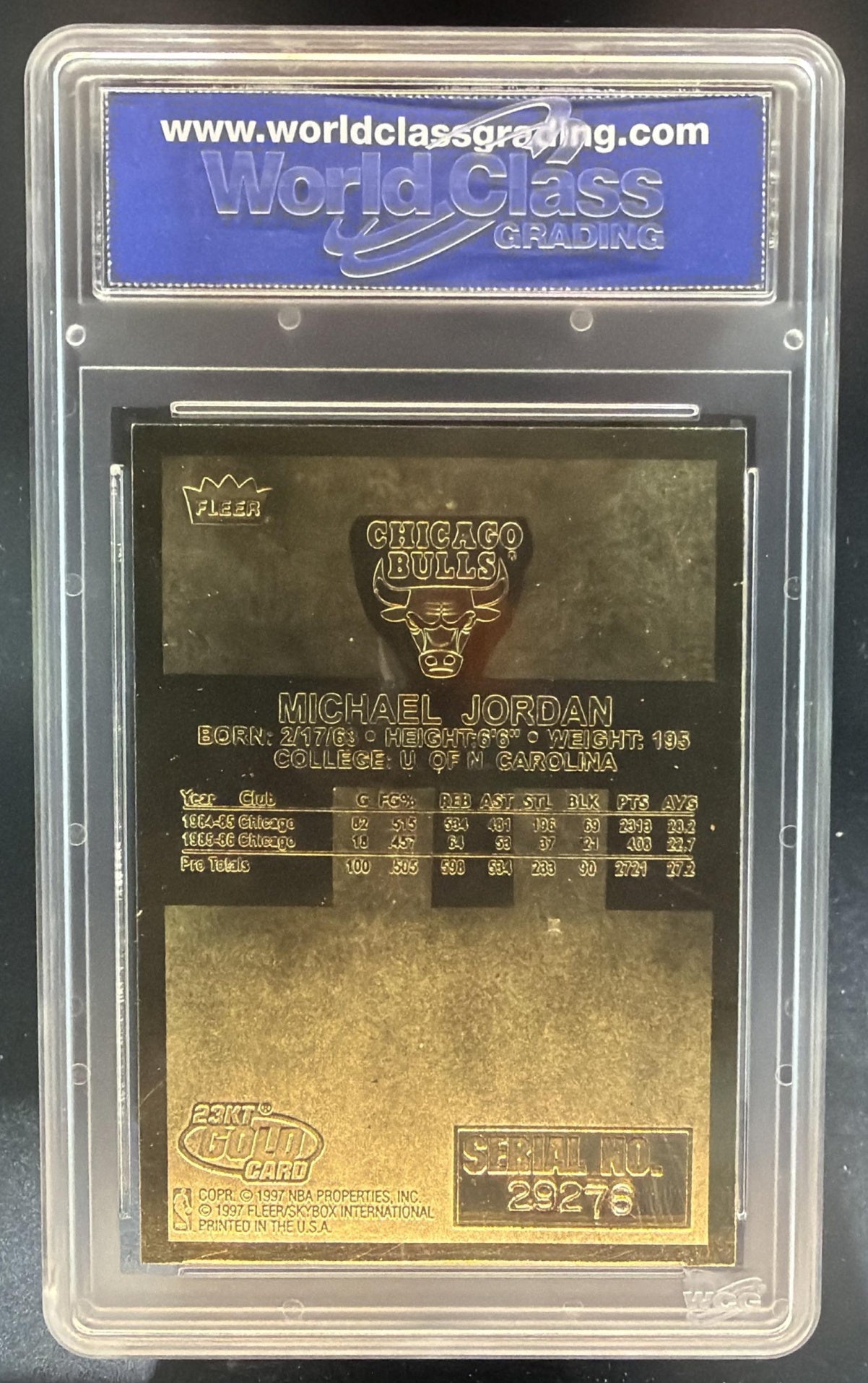 1997 Fleer 23KT Gold Michael Jordan Holographic Foil Facsimile Auto /10000 — back