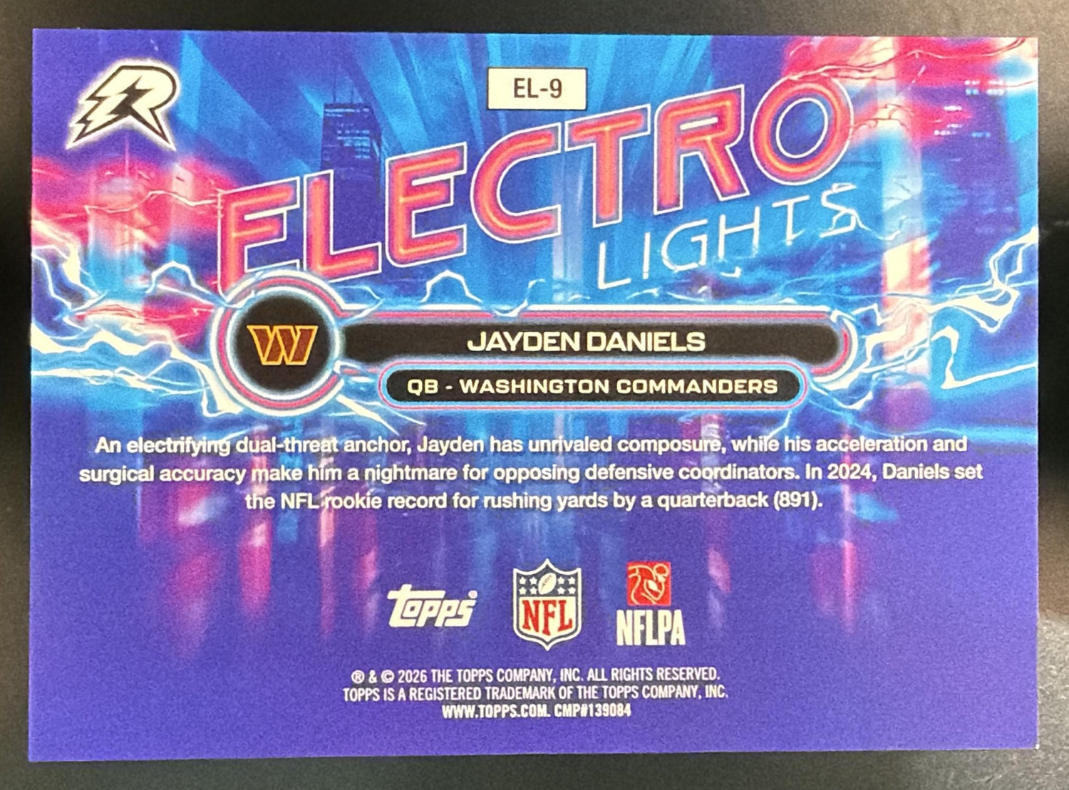 2025 Topps Resurgence Jayden Daniels #EL-9 Electro Lights Commanders — back