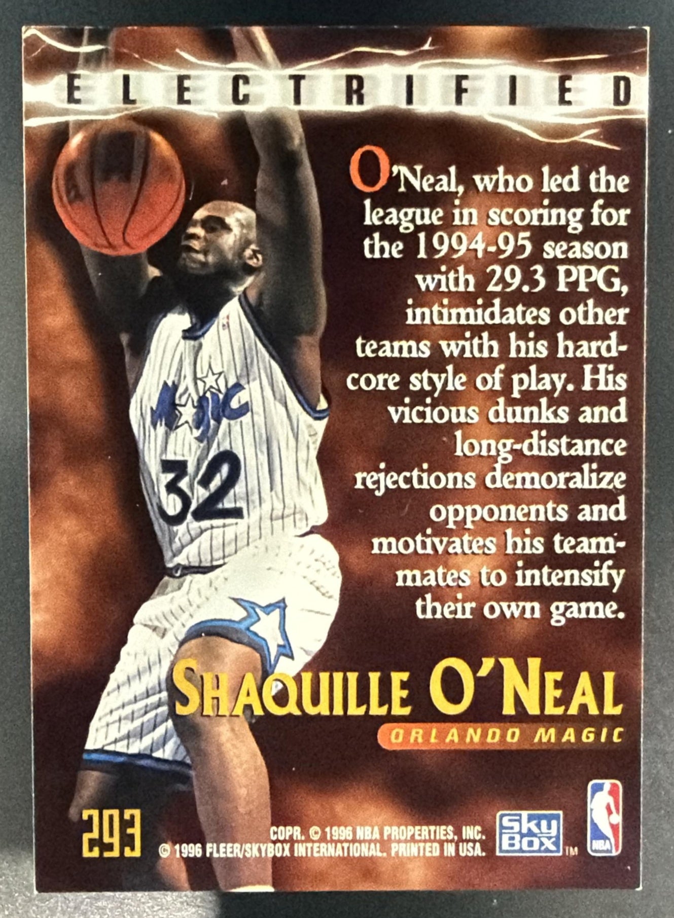1995-96 Skybox Premium Shaquille O'Neal #293 Electrified Magic — back