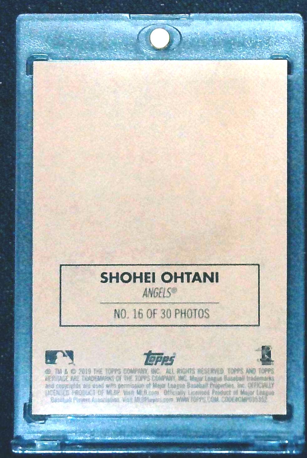 2019 Topps Heritage Shohei Ohtani Cloth Sticker