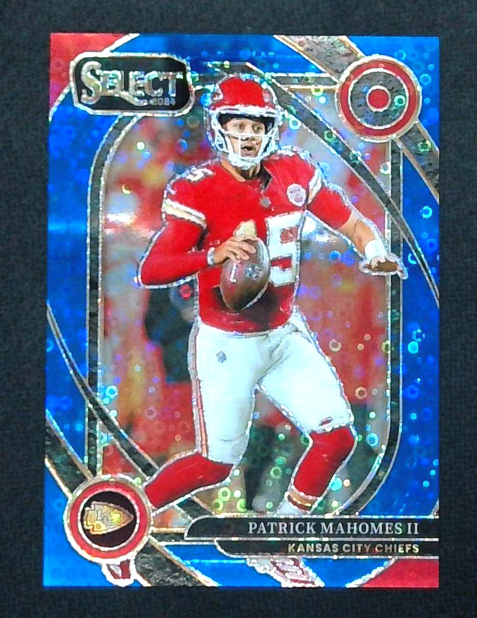 2024 Panini Select Patrick Mahomes Club Level Blue Disco Prizm /25
