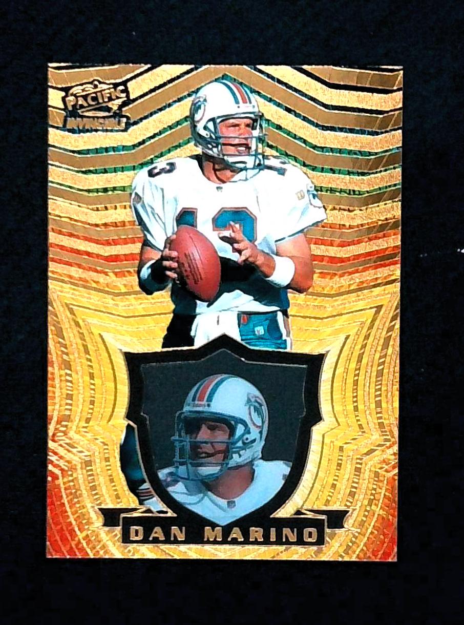 Dan Marino 1997 Pacific Invincible #79 Copper Miami Dolphins