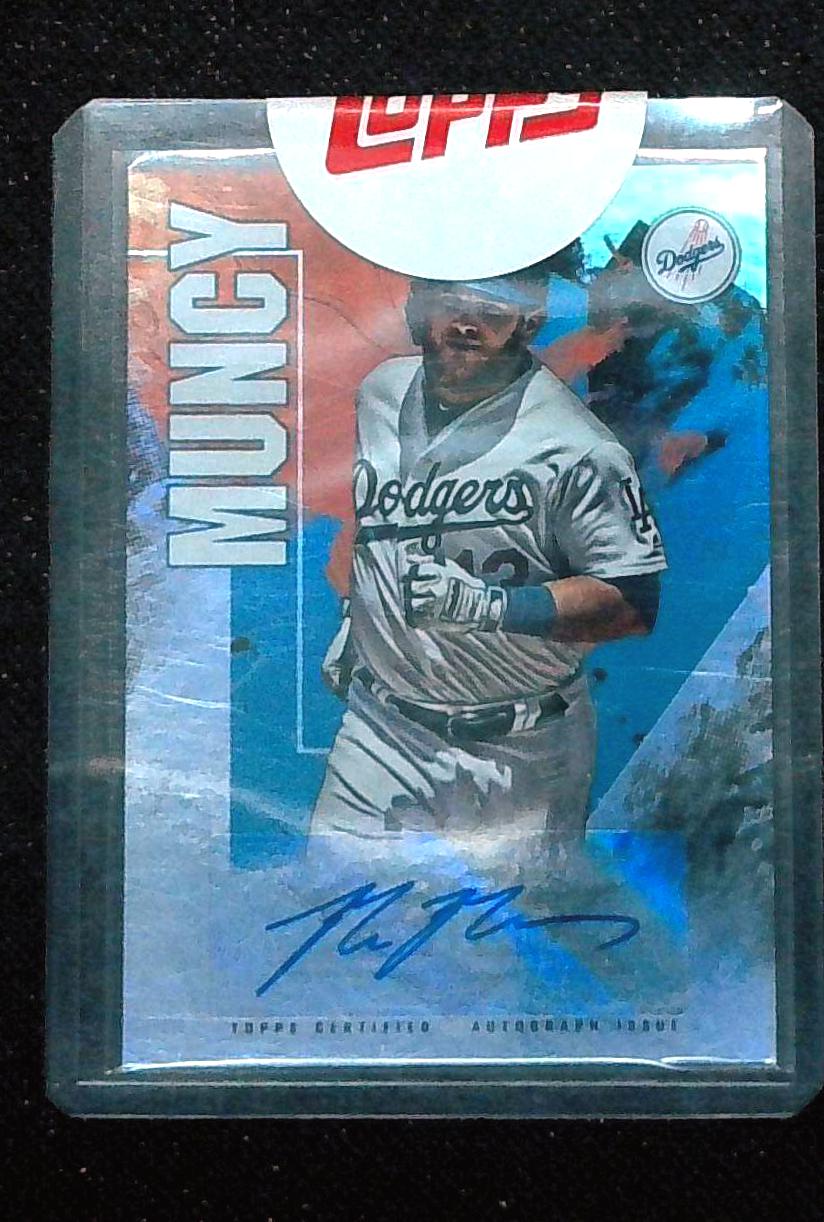 2019 Topps Fire Autographs Max Muncy Auto #FA-MM