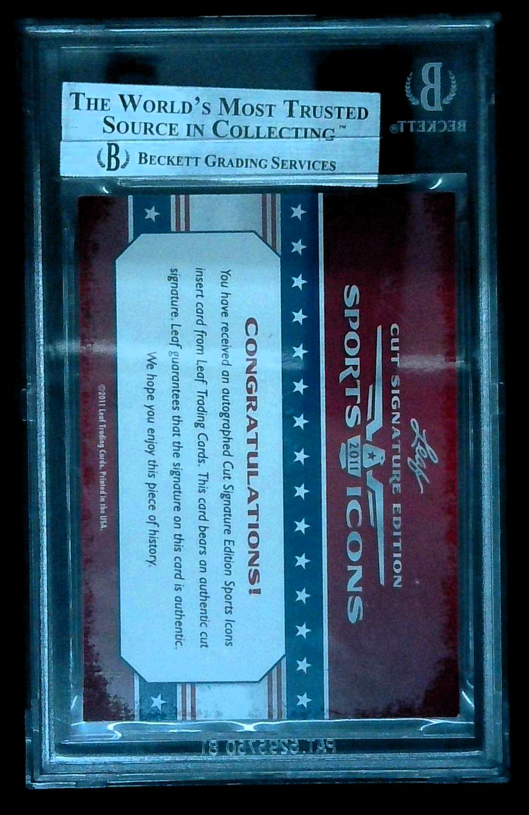 2011 Leaf Sports Icons Cut Signatures 5/11 Arnie Risen Cut Signature Auto