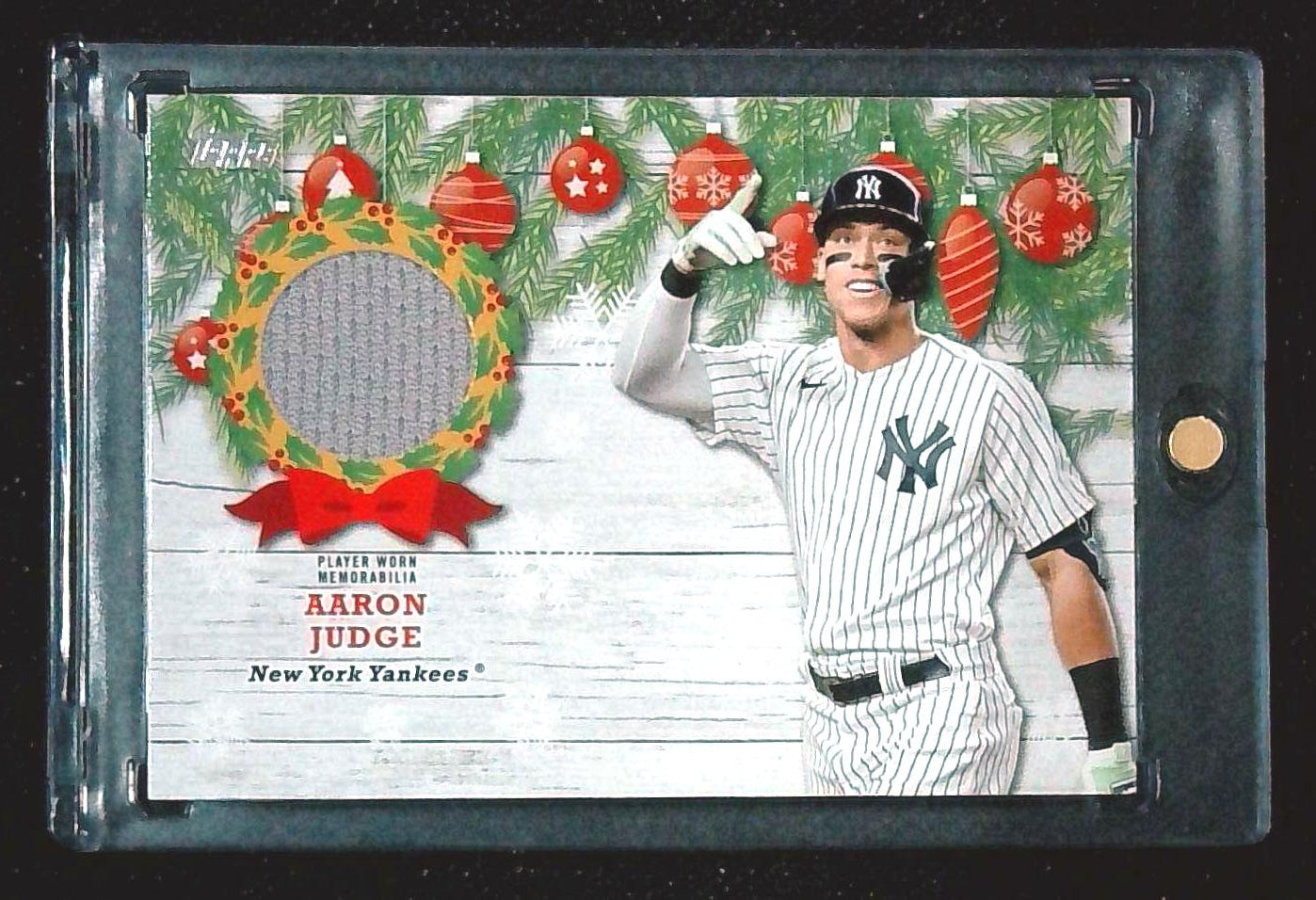 2022 Topps Holiday Aaron Judge Game Used Jersey Relic