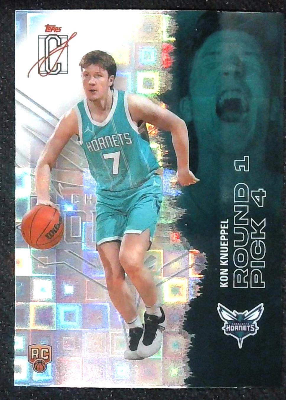 Kon Knueppel Topps Signature Series 2025-26 Pandora Refractor Rookie Card