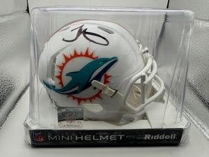 Tyreek Hill Miami Dolphins Autographed Mini-Helmet Beckett