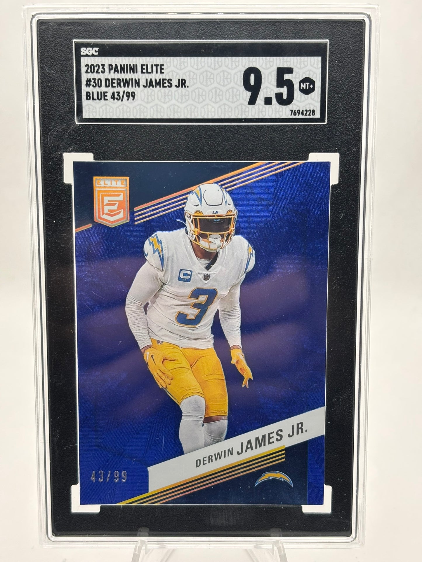 2023 Donruss Elite Football Derwin James Jr. Color Match Blue /99 SGC 9.5