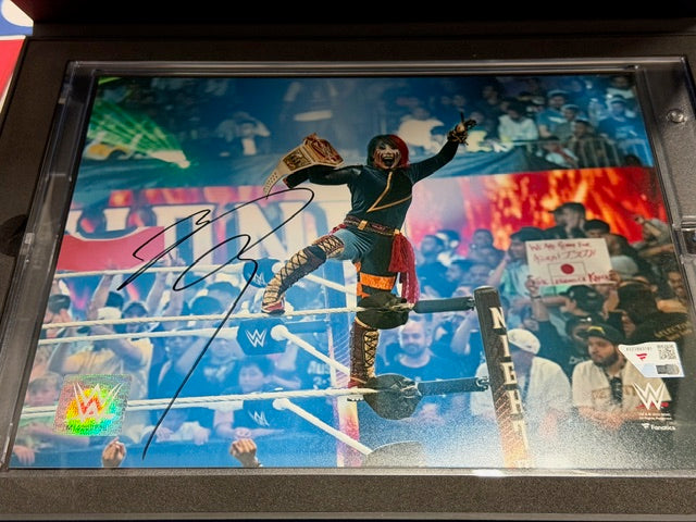 2025 Fanatics Under Wraps WWE Wrestling Autographed 8 X 10 Asuka Encased