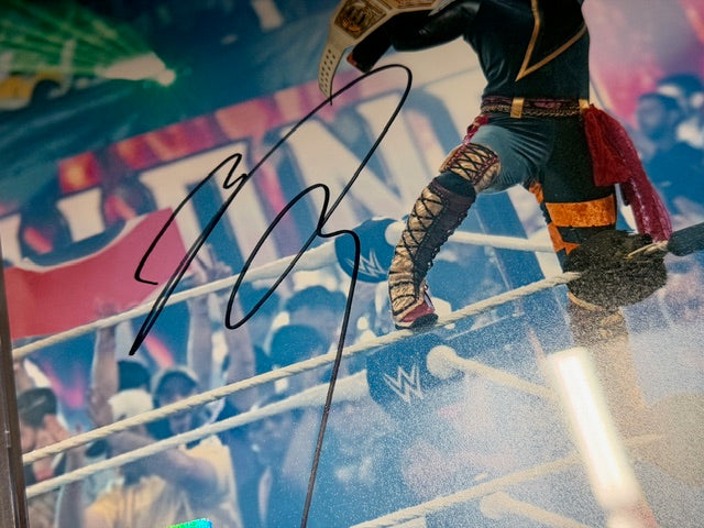2025 Fanatics Under Wraps WWE Wrestling Autographed 8 X 10 Asuka Encased