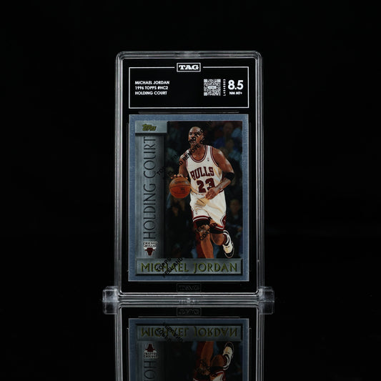 1996 Topps Holding Court #HC2 Michael Jordan Chicago Bulls TAG 8.5