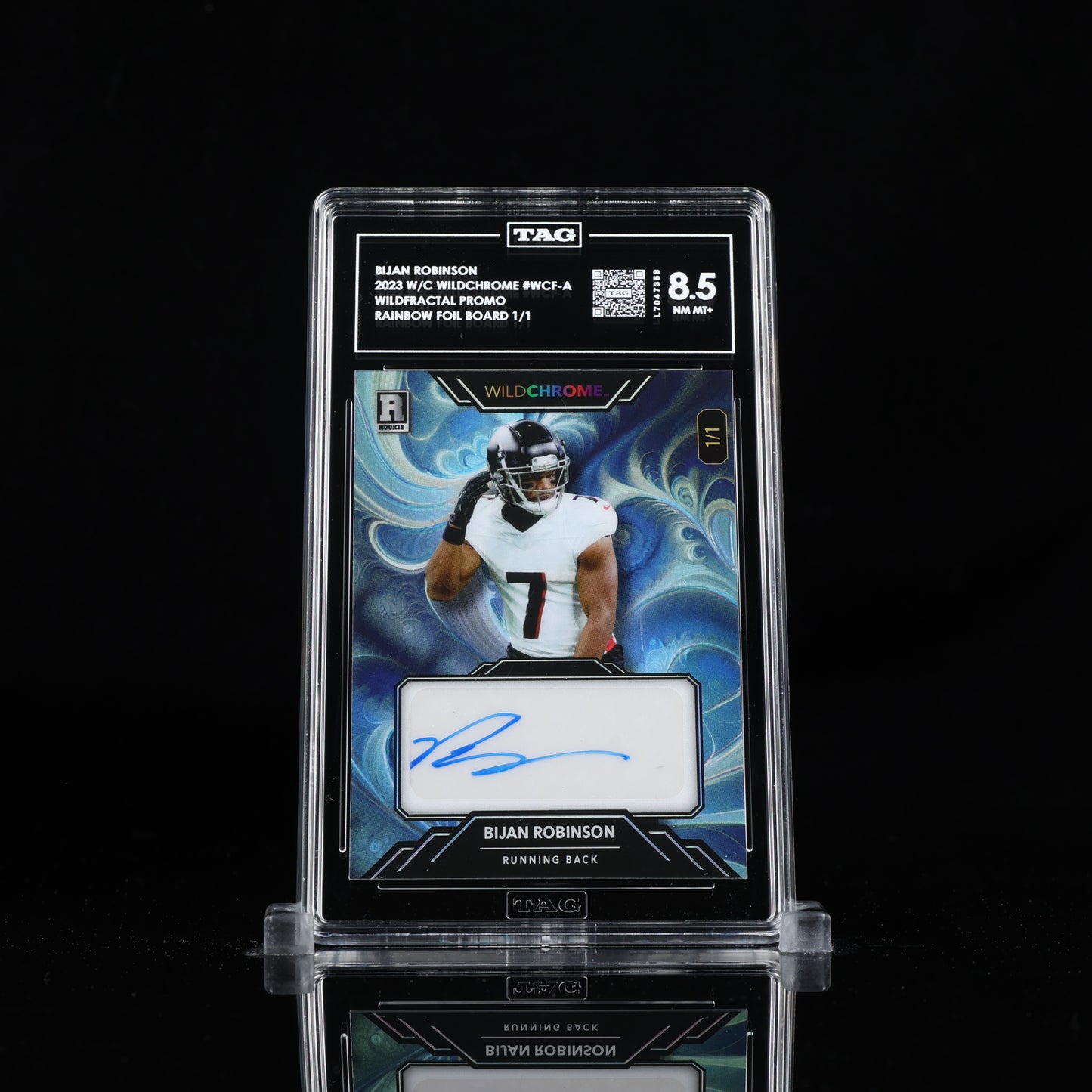 BIJAN ROBINSON 2023 WILD CARD WILDCHROME WILDFRACTAL PROMO RAINBOW FOIL BOARD 1/1 TAG 8.5