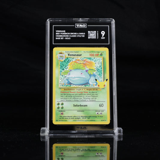 2021 Pokemon Celebrations Venusaur Classic Collection #15/102 PSA 9
