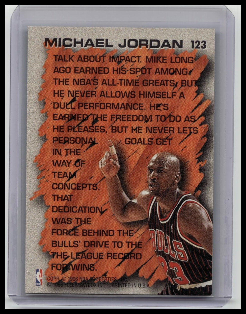MICHAEL JORDAN 1996-97 FLEER BASKETBALL HARDWOOD LEADER BULLS #123