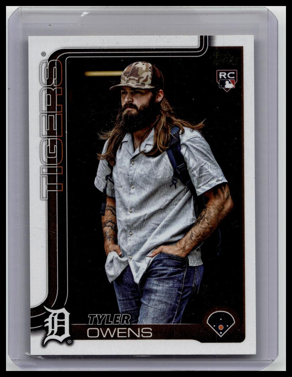 2025 Topps Update Golden Mirror Variation Rookie Tyler Owens