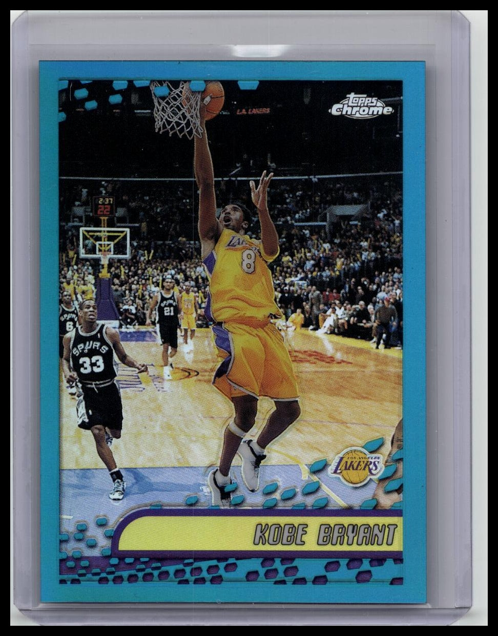 2001-02 Topps Chrome #50 Kobe Bryant Refractor - Los Angeles Lakers
