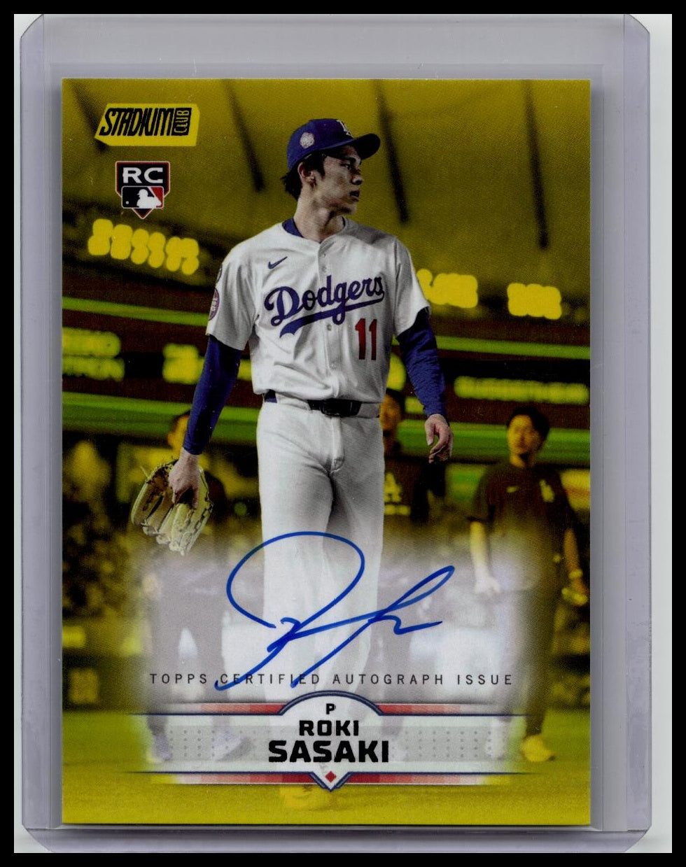 2025 Topps Stadium Club - Roki Sasaki (RC) - Yellow Parallel Rookie Auto