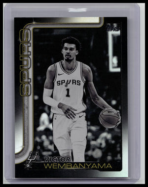2025-26 Topps Flagship Victor Wembanyama #195 Blackout Refractor Spurs
