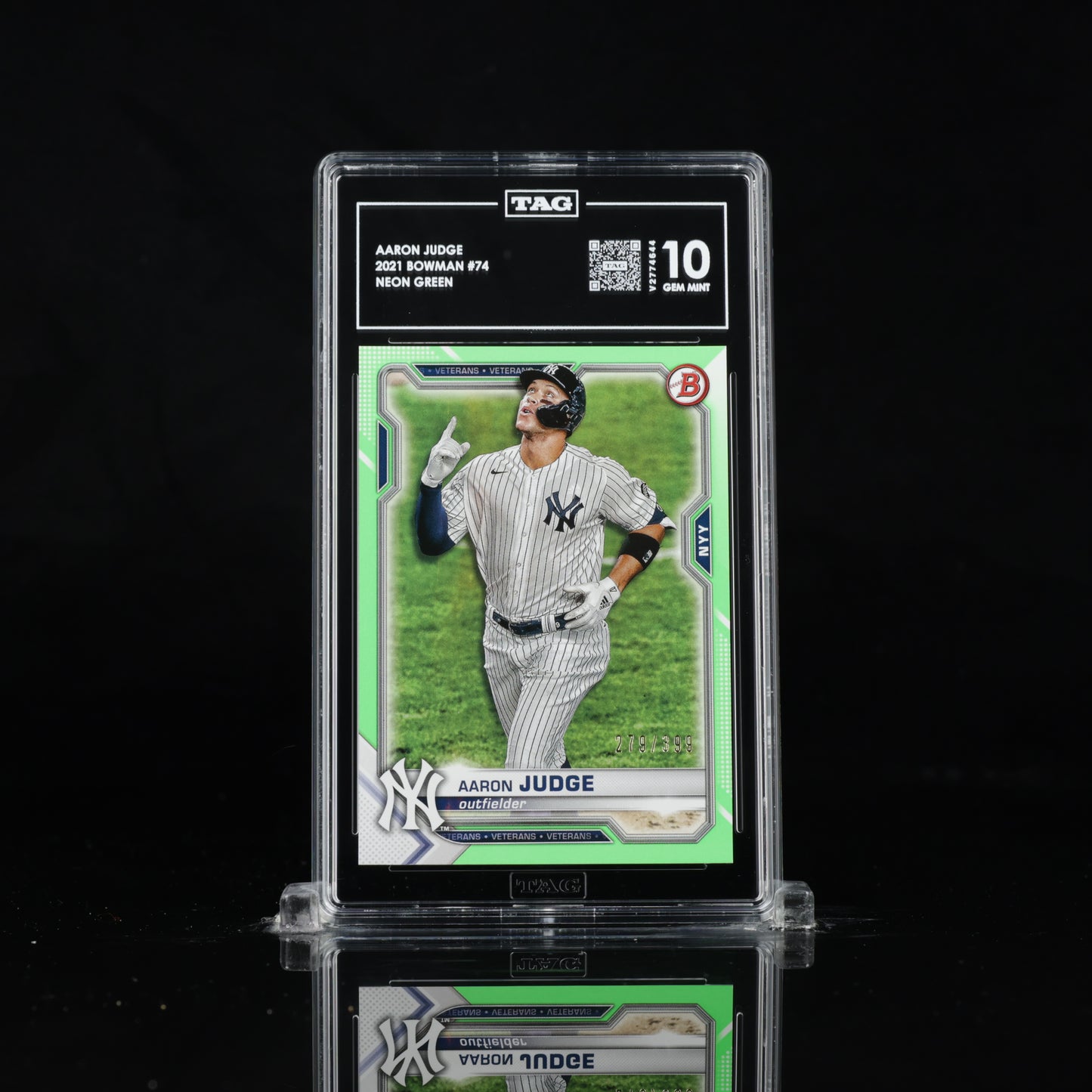 2021 Bowman Neon Green Border /399 Aaron Judge #74 TAG 10