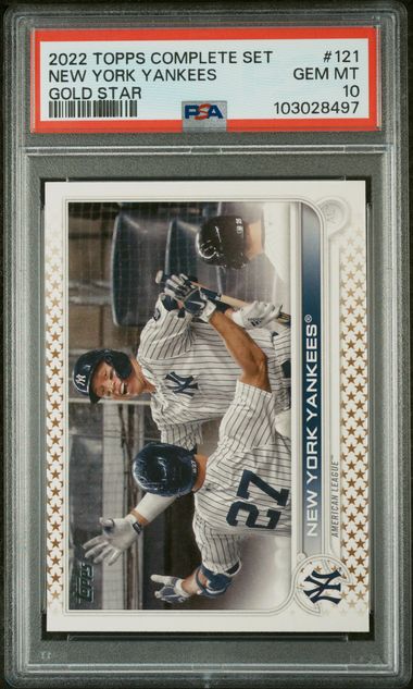 2022 TOPPS COMPLETE SET #121 NEW YORK YANKEES GOLD STAR PSA 10