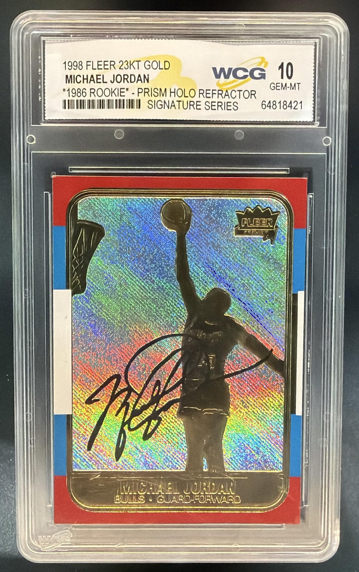 1997 Fleer 23KT Gold Michael Jordan Holographic Foil Facsimile Auto /10000 — front