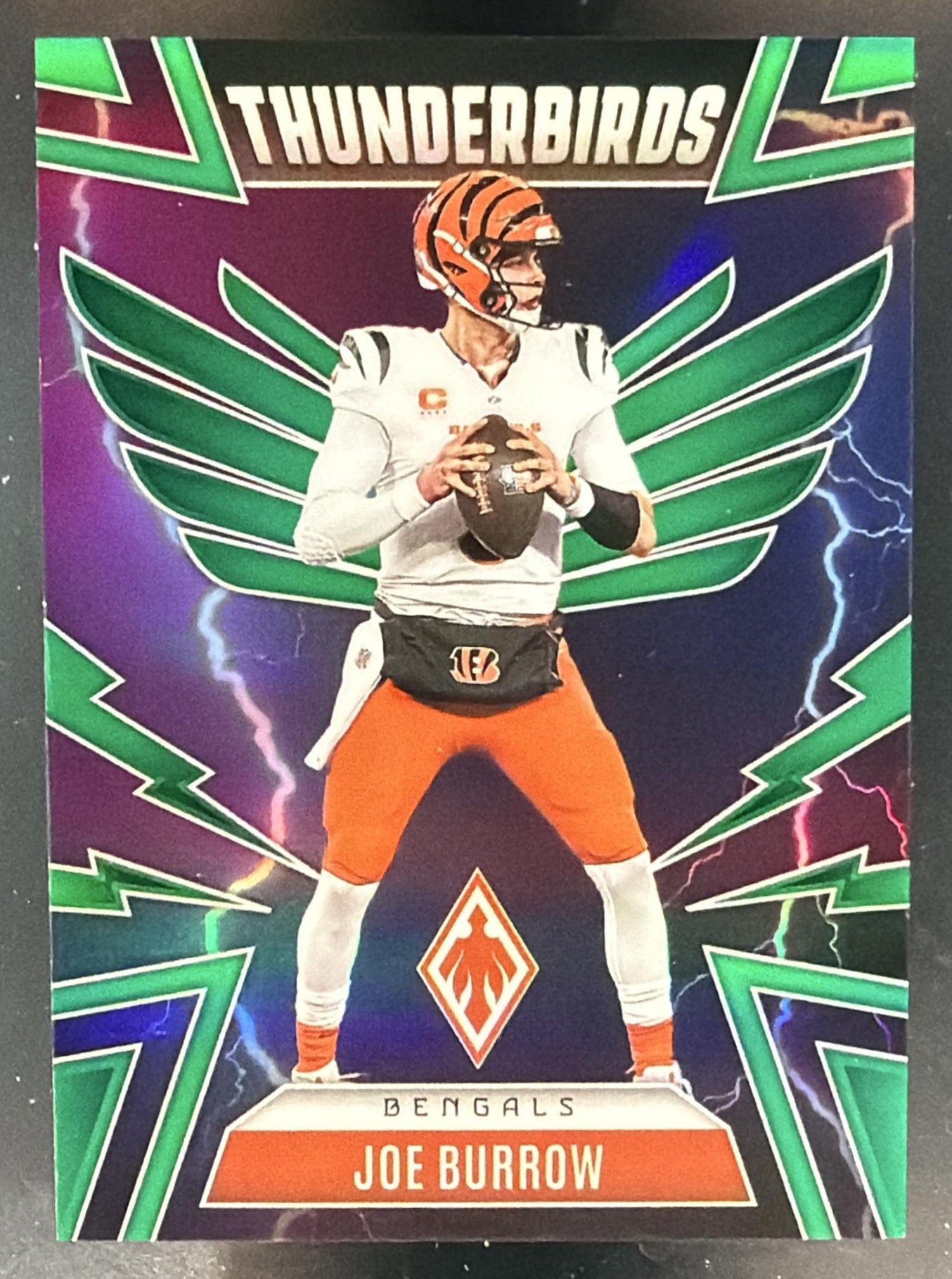 2025 Panini Phoenix Joe Burrow #10 Thunderbirds Green Prizm 38/99 Bengals — front