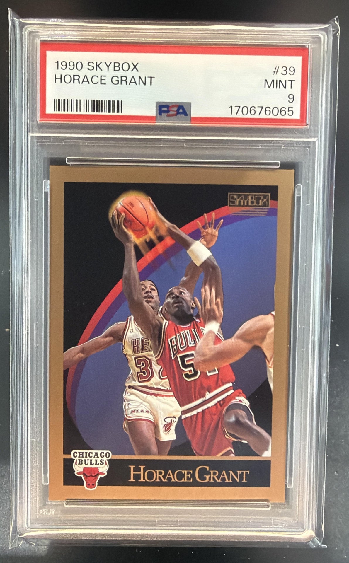 1990-91 Skybox Horace Grant #39 Bulls PSA 9 — front