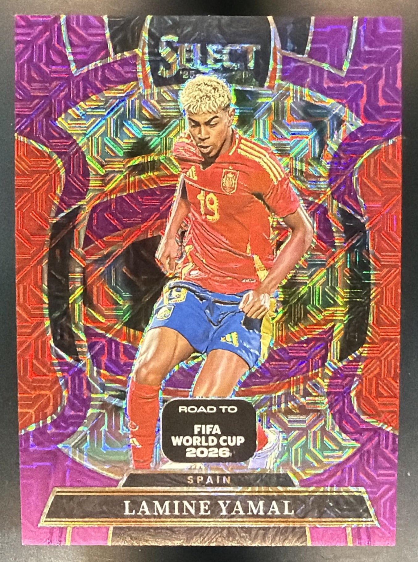 2025 Panini Select Road to FIFA World Cup Lamine Yamal #68 Terrace Purple Mojo — front