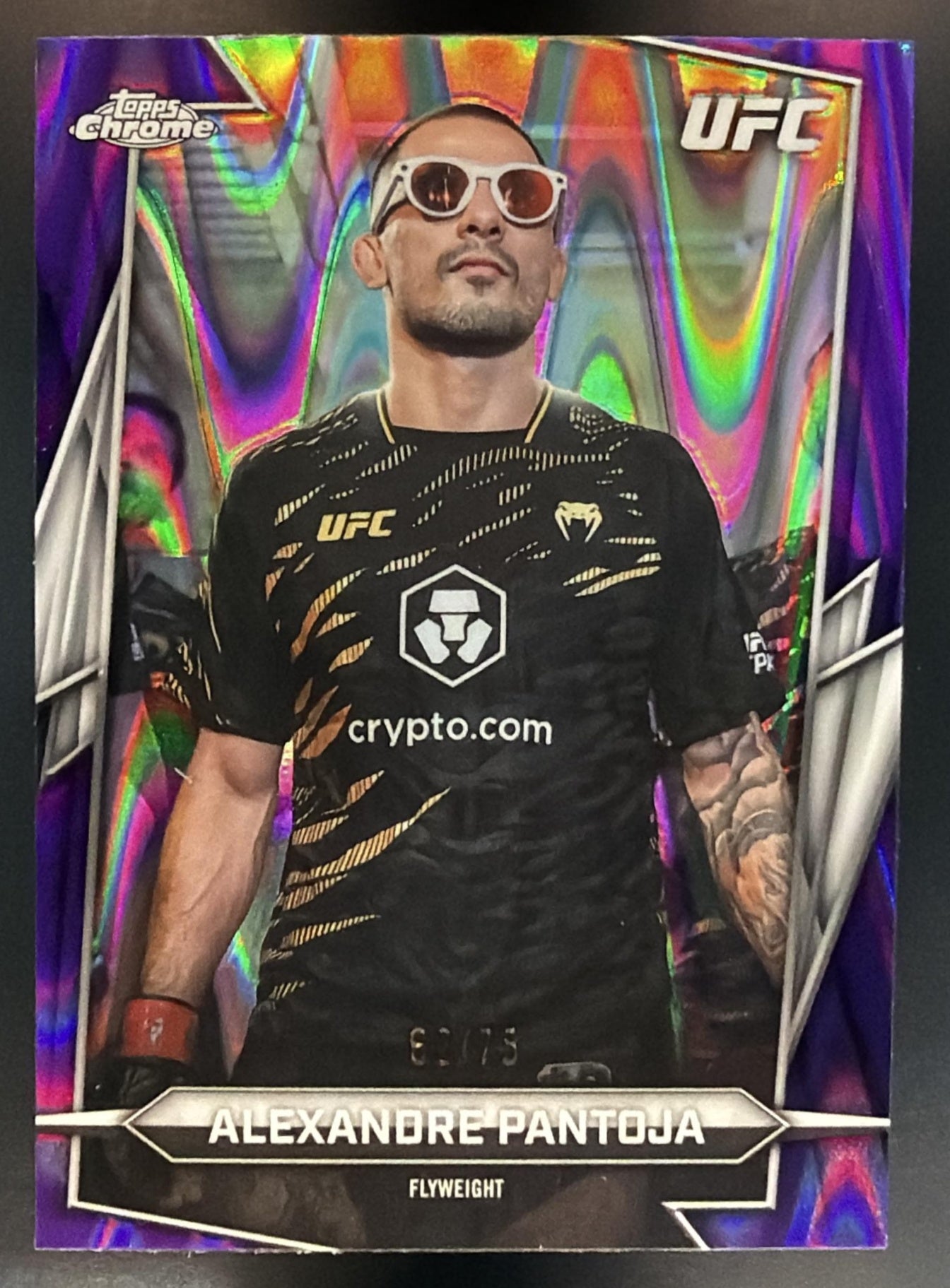 2026 Topps Chrome UFC Alexandre Pantoja #40 Purple RayWave Refractor 62/75 — front