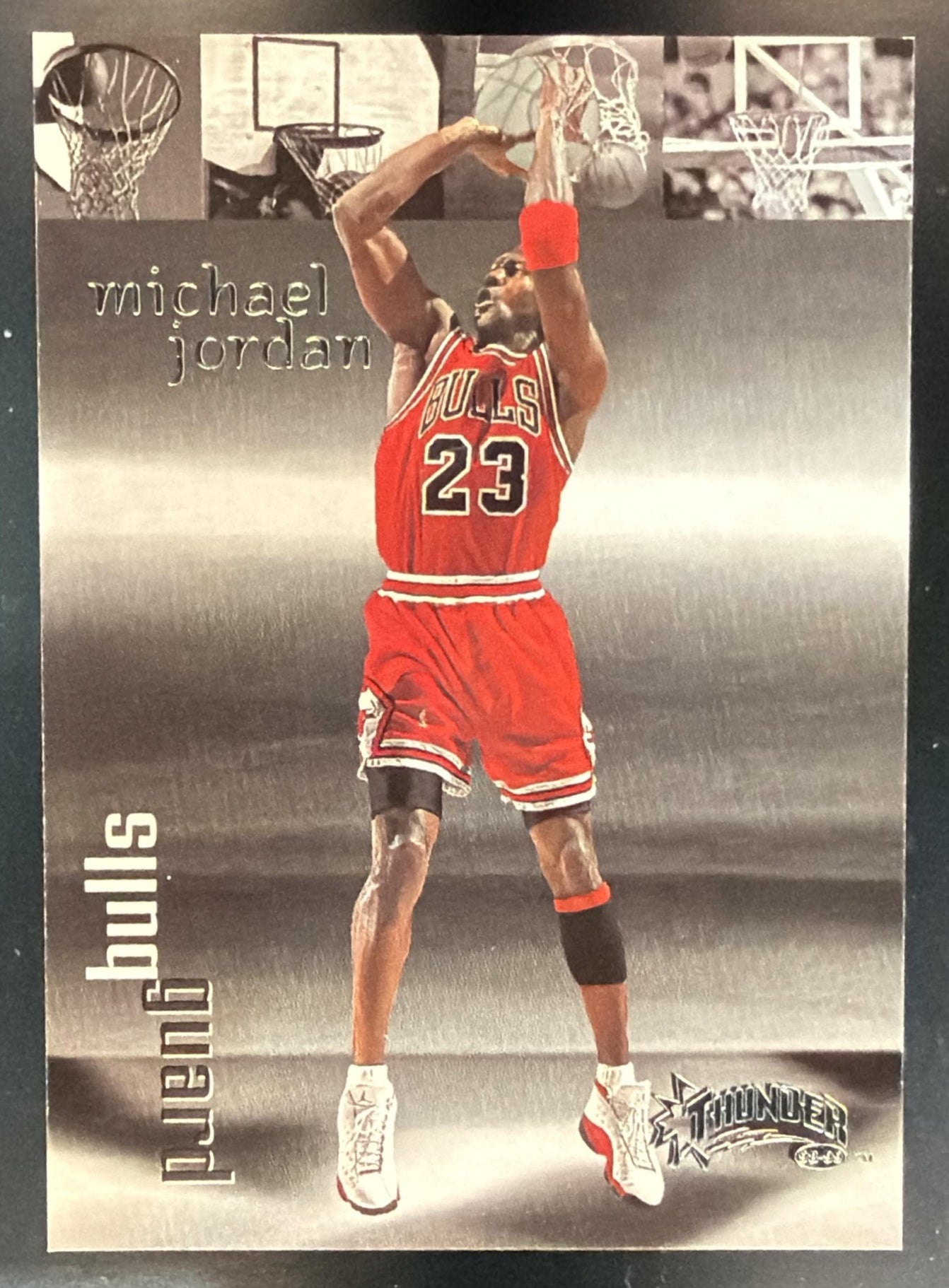 1998-99 Skybox x Thunder Michael Jordan #106 Bulls — front