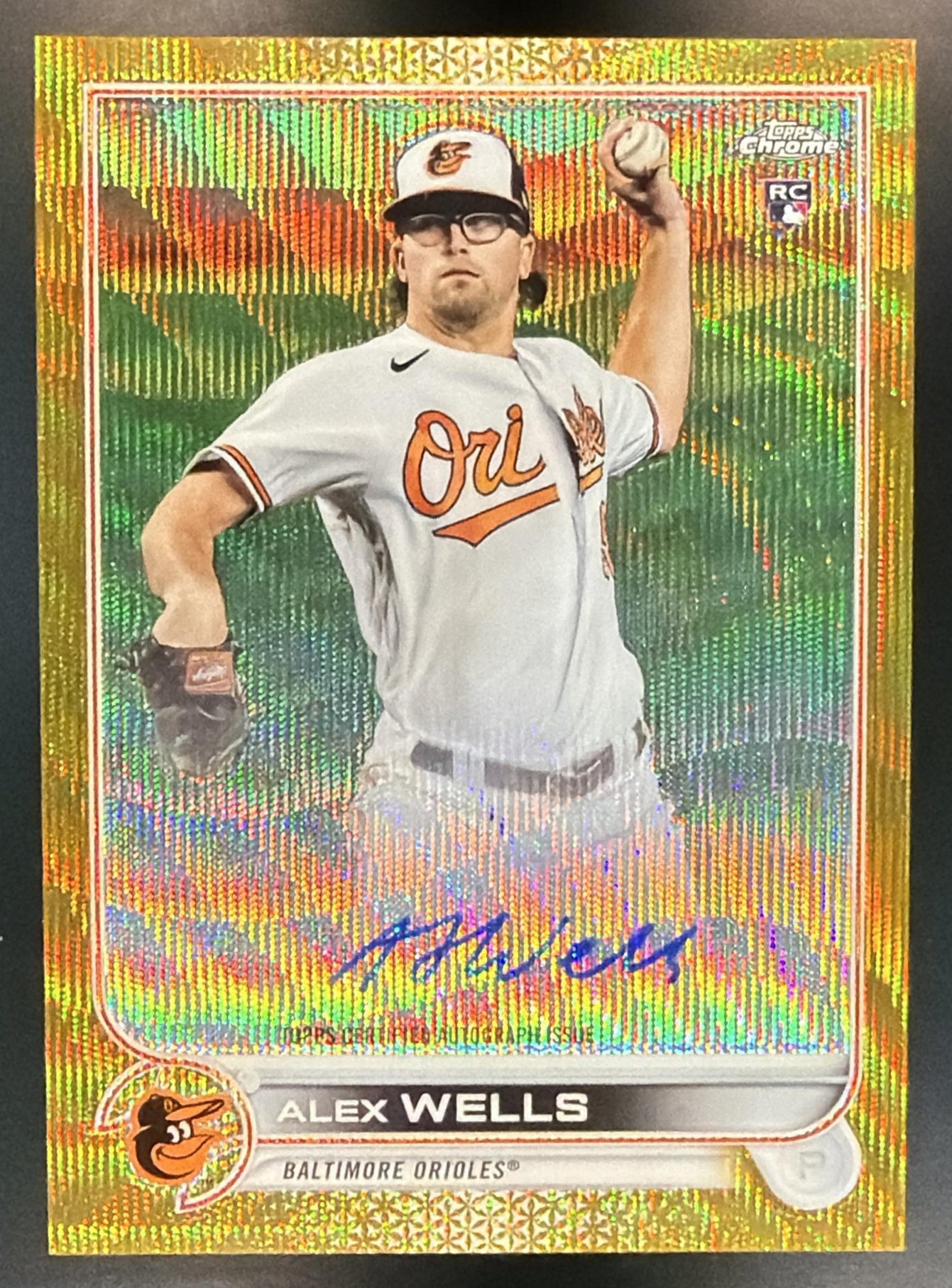 2022 Topps Chrome Alex Wells #RA-AW Rookie Auto Gold Wave Refractor /50 RC — front