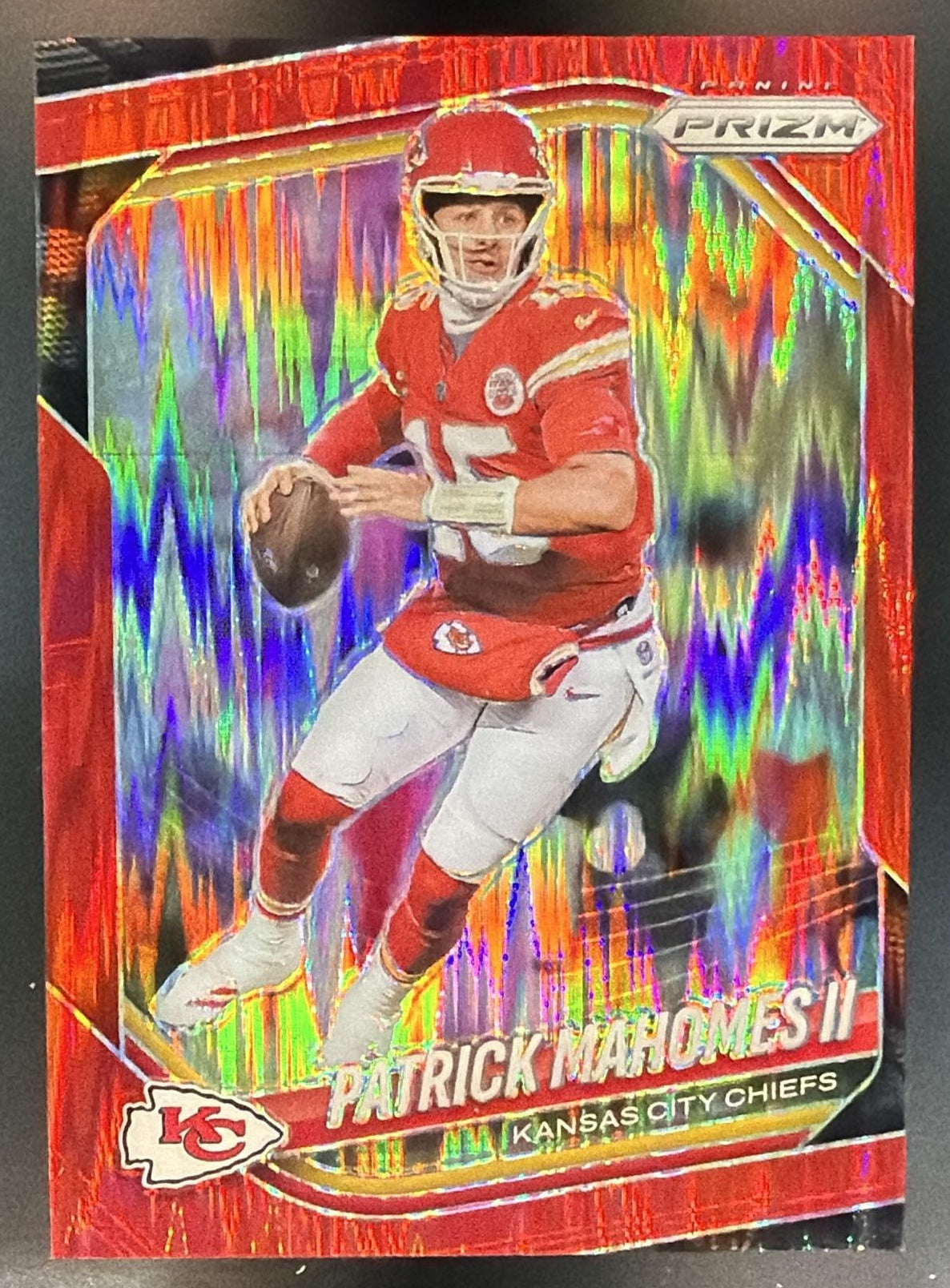2025 Panini Prizm Patrick Mahomes II #26 Red Flash Chiefs — front