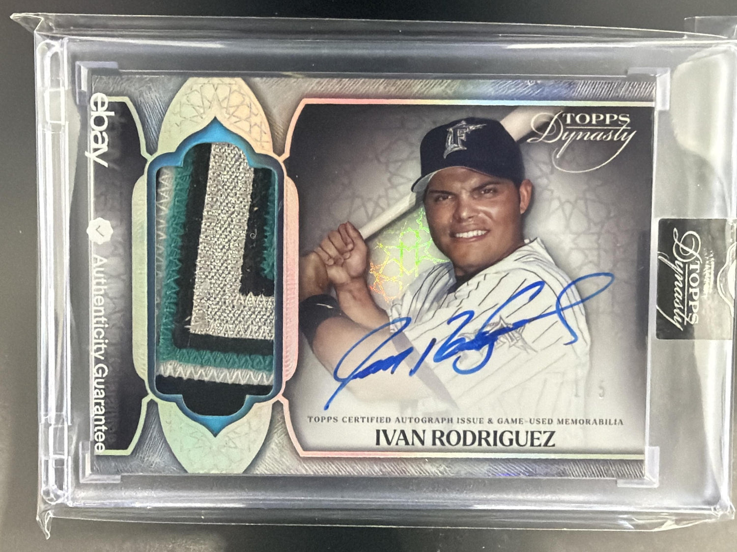2025 Topps Dynasty Ivan Rodriguez #DAP-IR2 Auto Patch /10 MEM Marlins — front