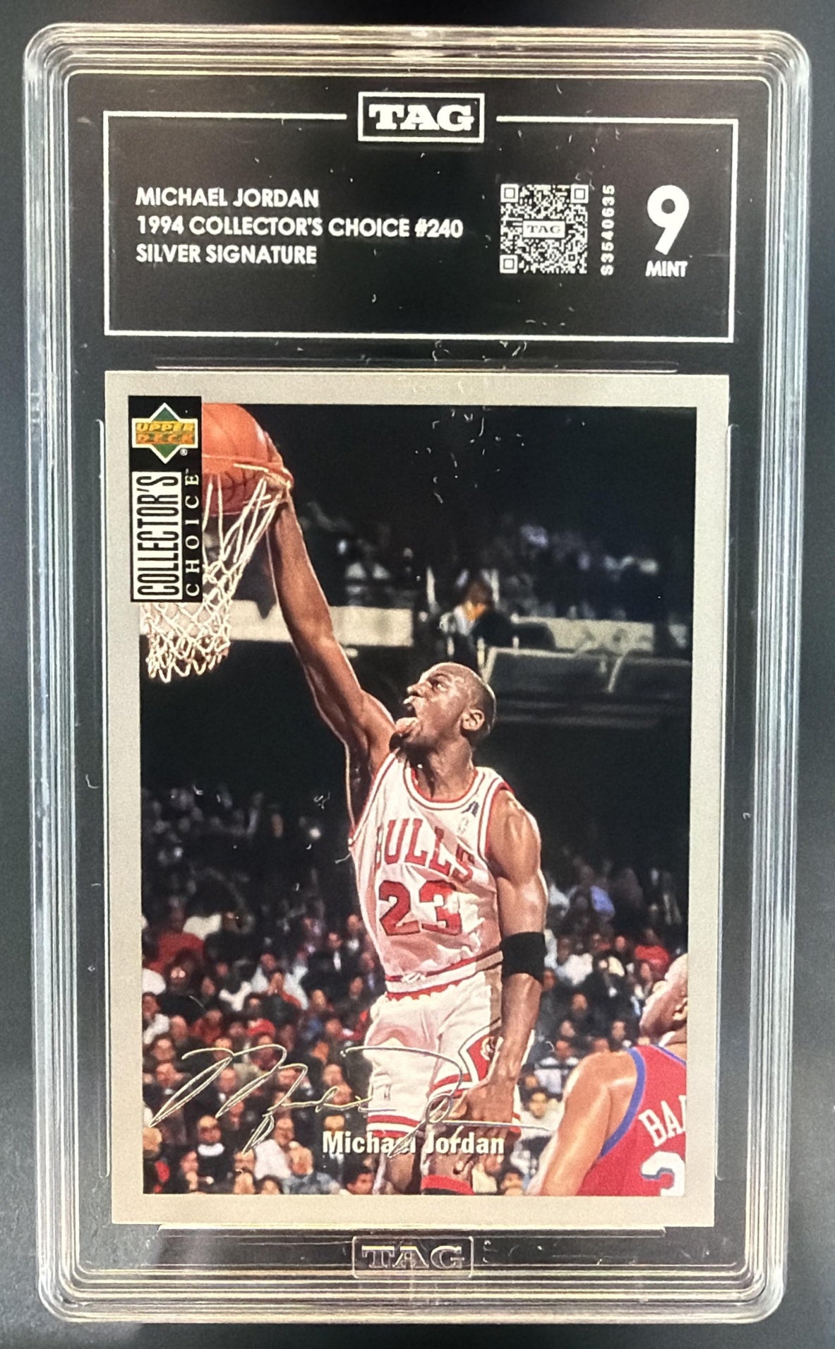 1994-95 Upper Deck Collector's Choice Michael Jordan #240 Bulls TAG 9 — front