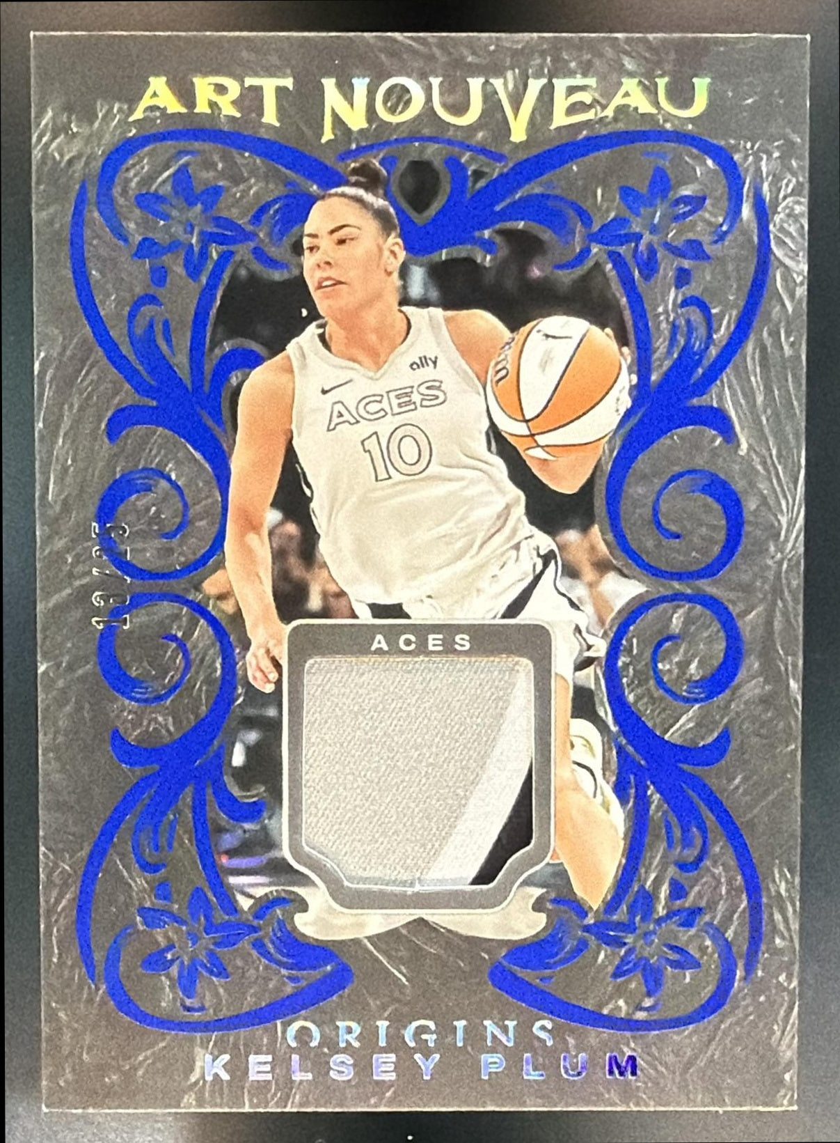 2024 Panini Origins WNBA Kelsey Plum #AN-KP Art Nouveau Memorabilia Blue /25 MEM — front