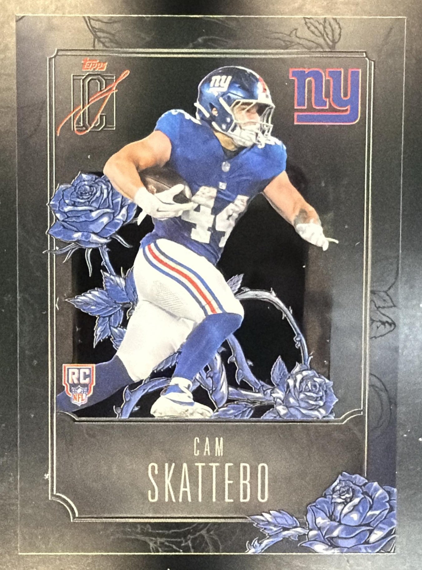 2025 Topps Signature Class Cam Skattebo #ROSES-19 Roses SP RC Giants — front