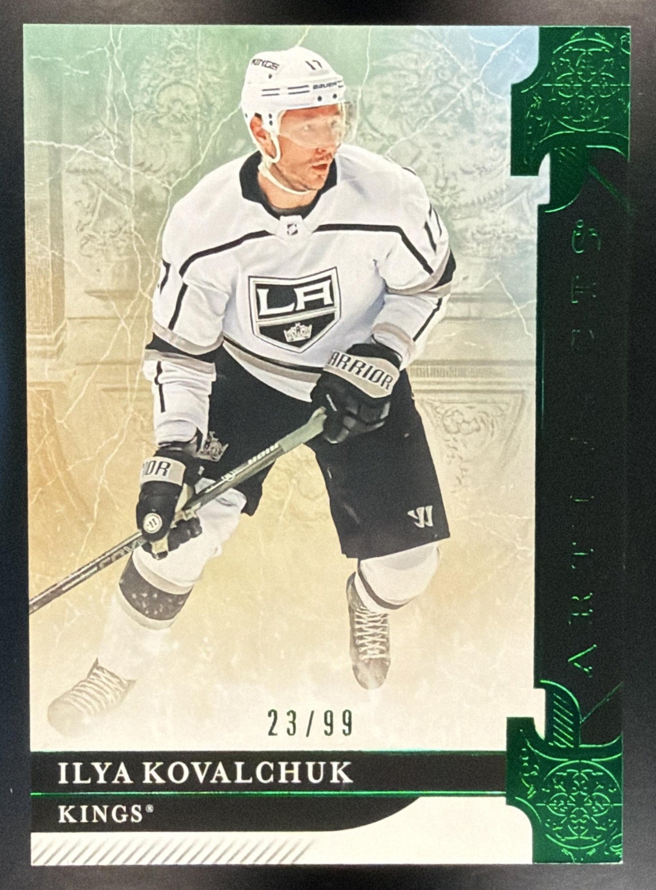 2019-20 Upper Deck Artifacts Ilya Kovalchuk #26 Emerald 23/99 Kings — front