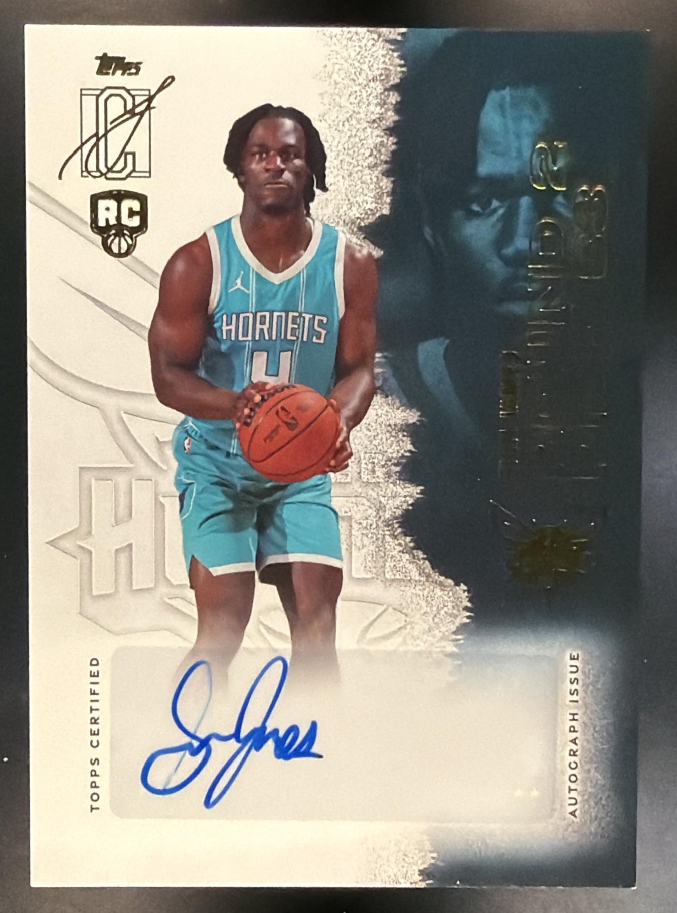 2025-26 Topps Signature Class Sion James #RCA-SJ Rookie Auto RC Hornets — front