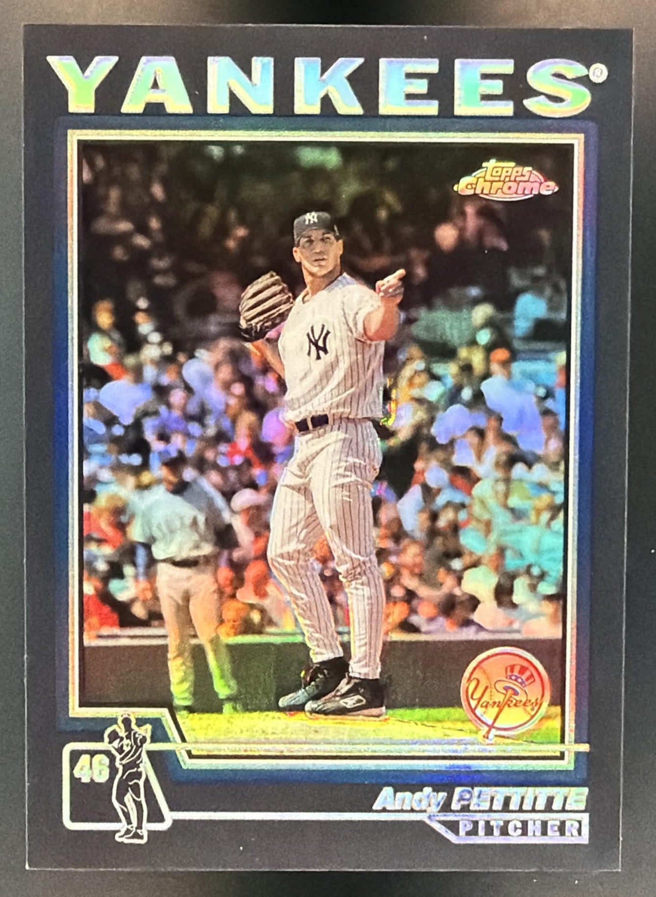 2004 Topps Chrome Andy Pettitte #64 Black Refractor Yankees — front