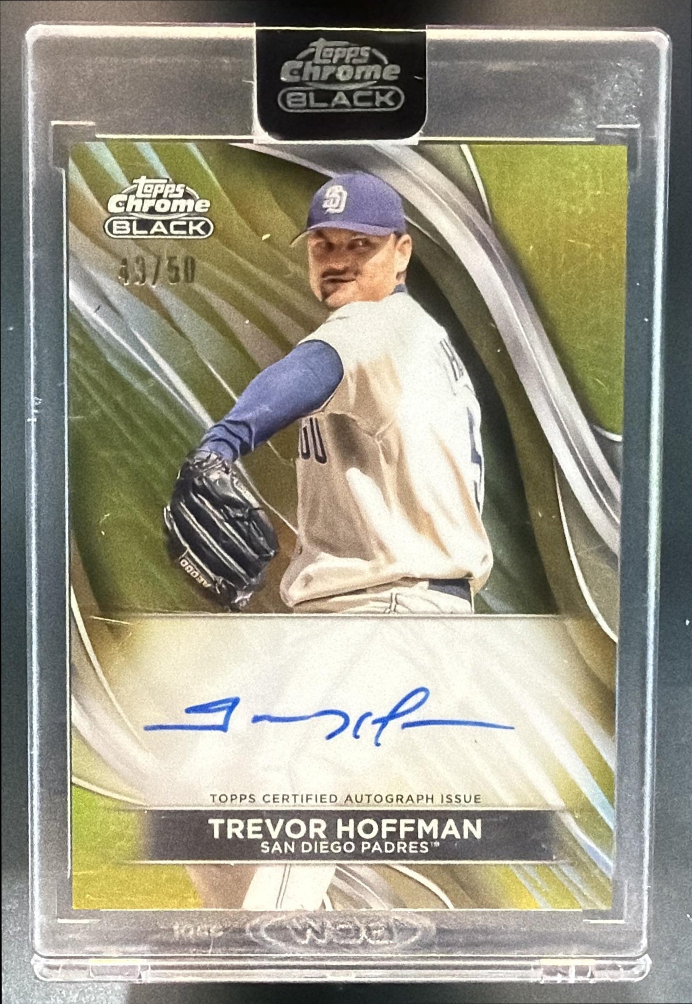 2024 Topps Chrome Black Trevor Hoffman #CBA-TH Auto Gold Refractor 43/50 Padres — front